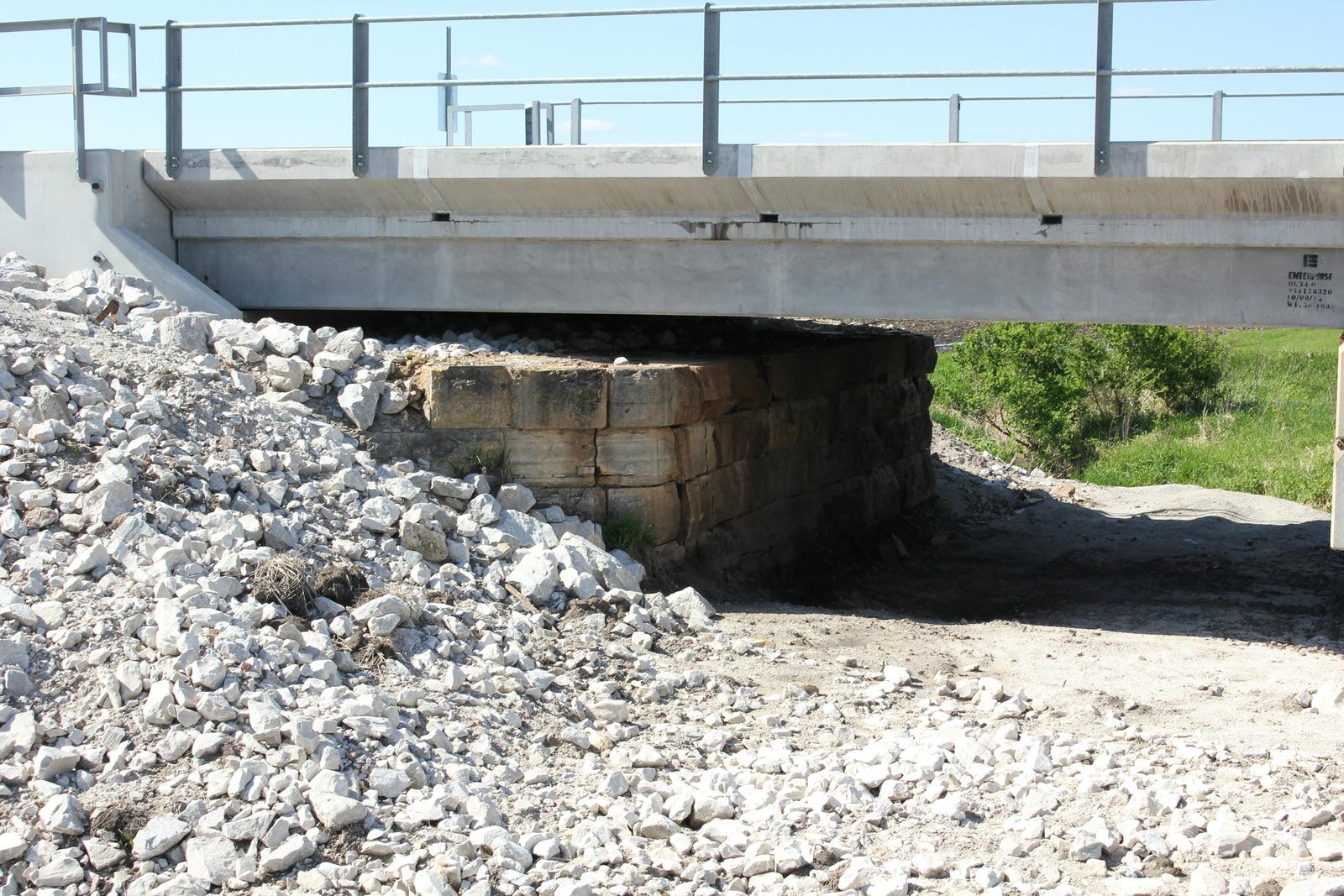 Former west abutment after replacement